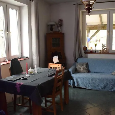 Alloggio per agriturismo Dom Na Pustkowiach *